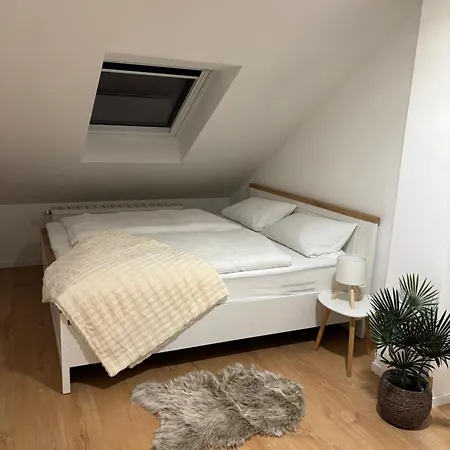 Stilvolle Zum Wohlfuehlen- Zentral Und Ruhig