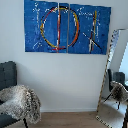 Stilvolle Zum Wohlfuehlen- Zentral Und Ruhig